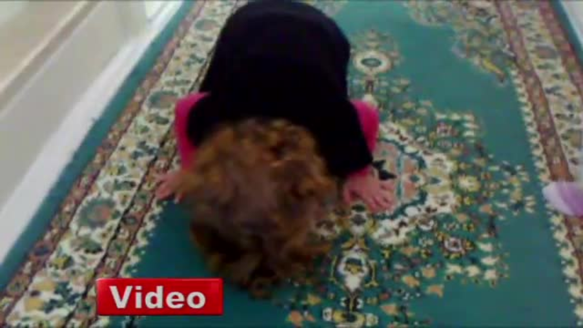 İkizlerden Anneye \'Neden Dövdün\' Çıkışı