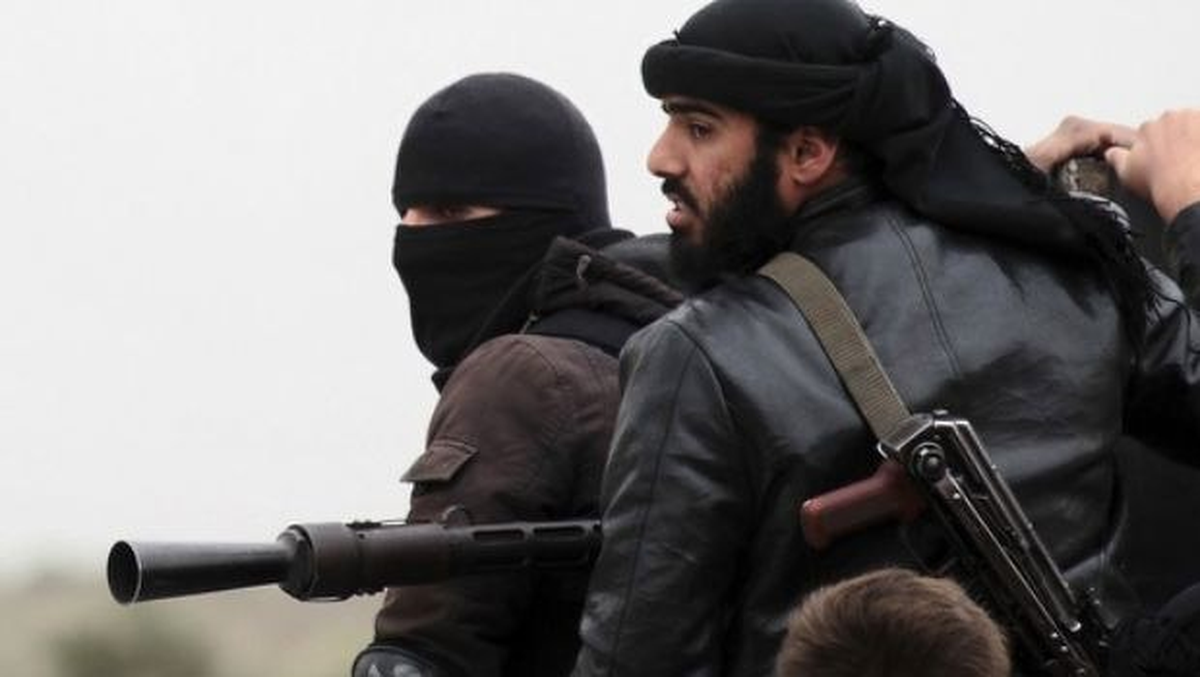 IŞİD, Musul\'da Kontrolü Ele Geçirdi