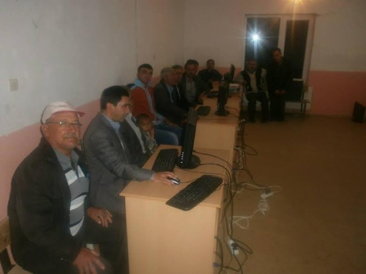 Kütahya\'da Köyde Bilgisayar Kursu Açıldı