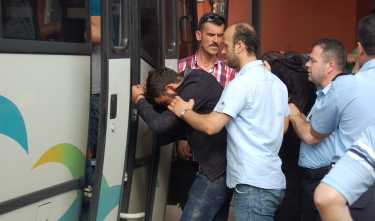 Lise Öğrencisi Kızı Şantajla Fuhşa Sürükleyen Çeteye Darbe