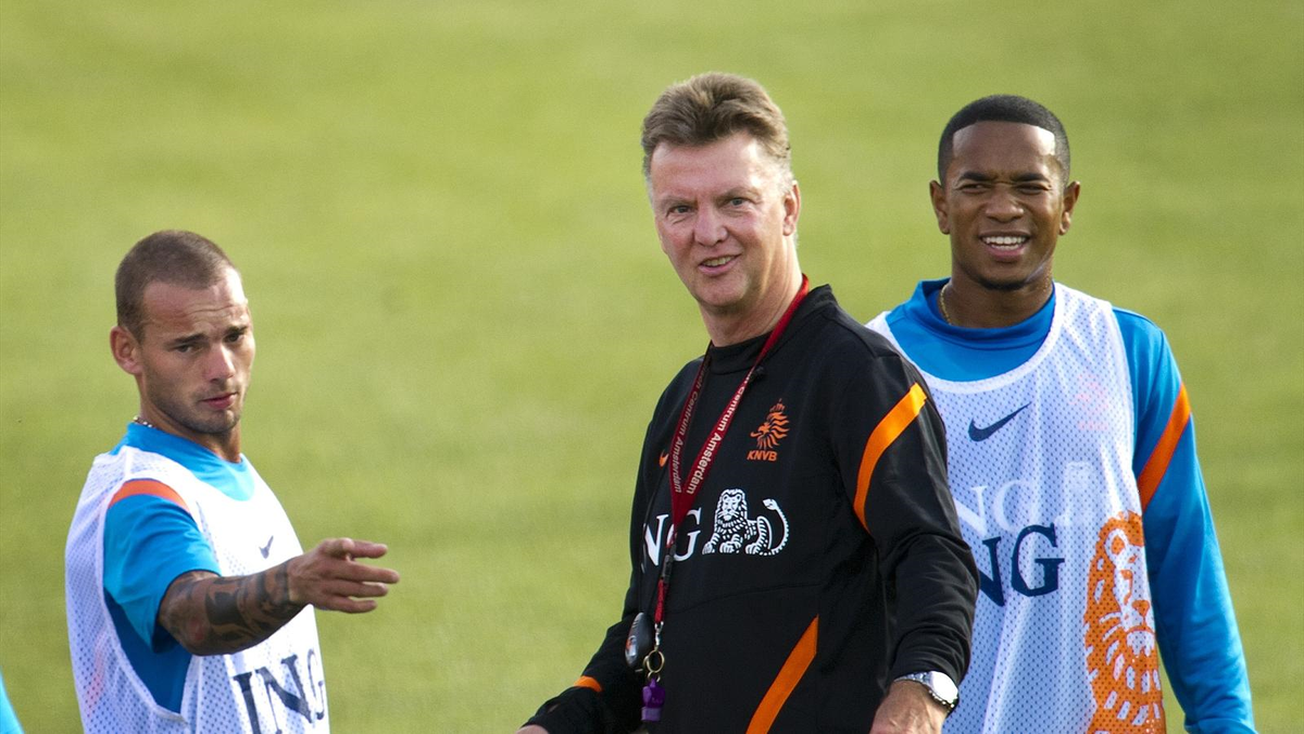 Manchester United\'ın Kapısı Sneijder\'e Kapalı