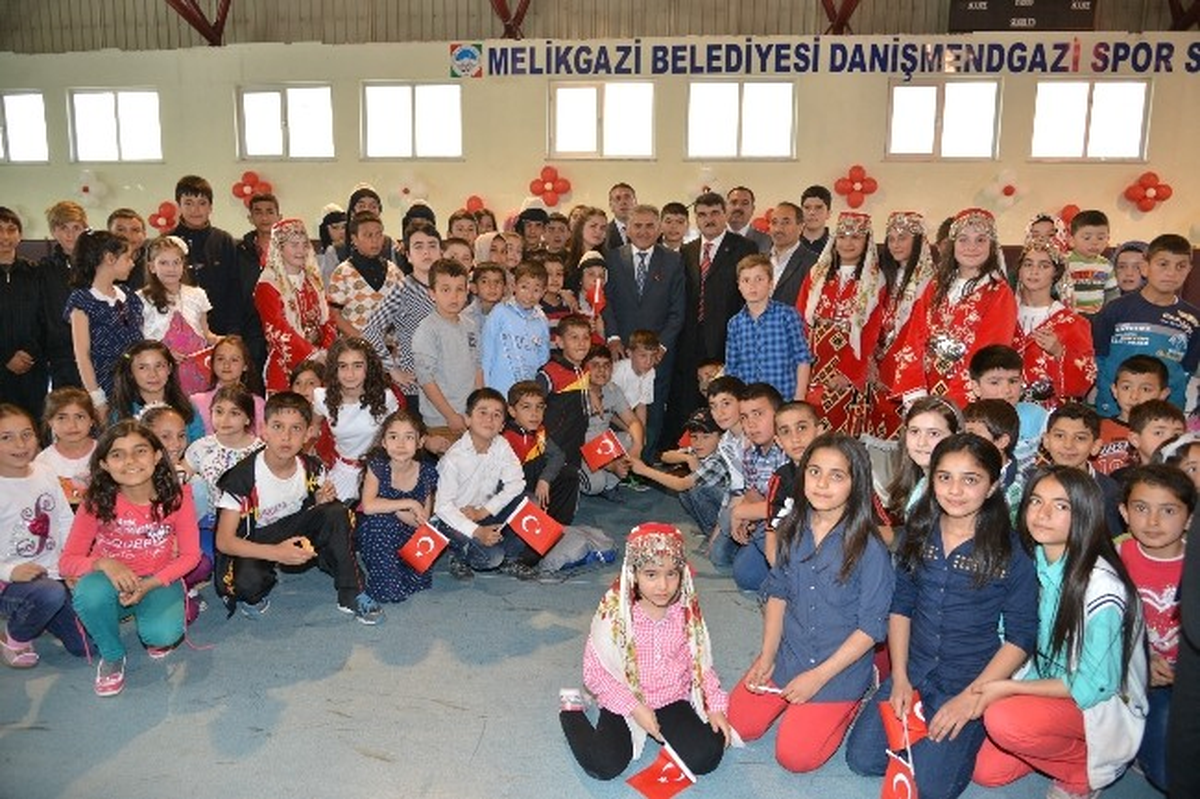 Melikgazi Belediyesi Tiyatro Salonu, Her Gün Etkinlik ve Gösterilerle Dopdolu