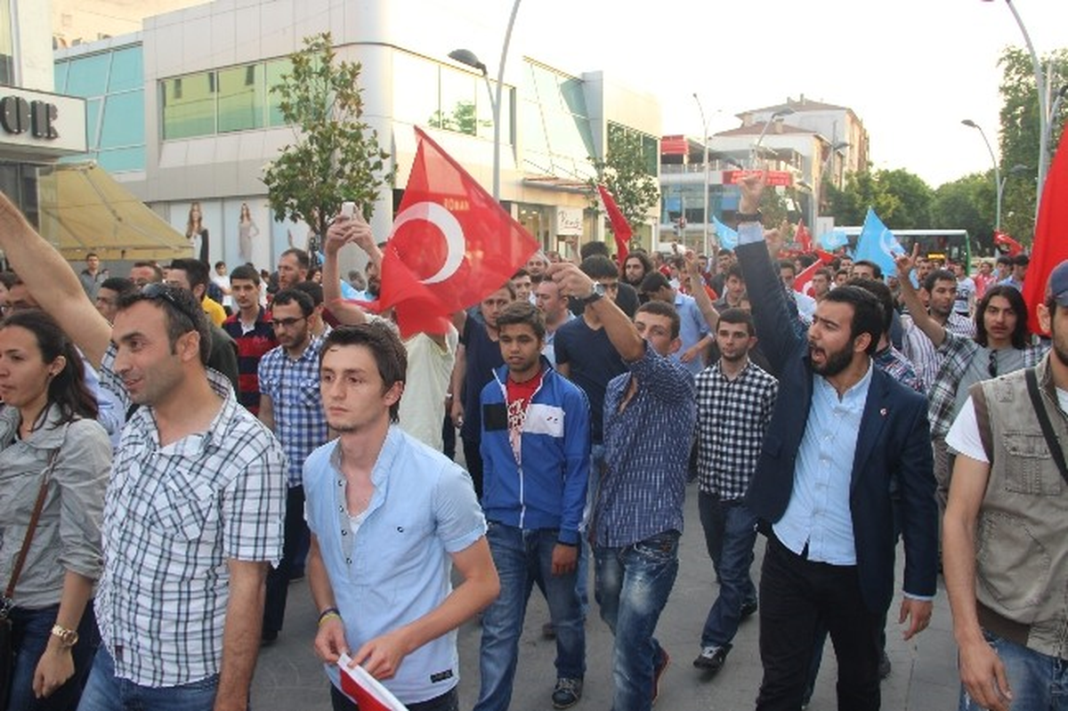 Sakarya\'da Bayrak Yürüyüşü