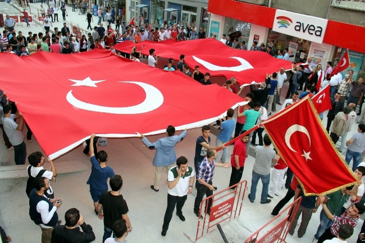 Samsun\'da \'Bayrağa Saygı\' Yürüyüşü