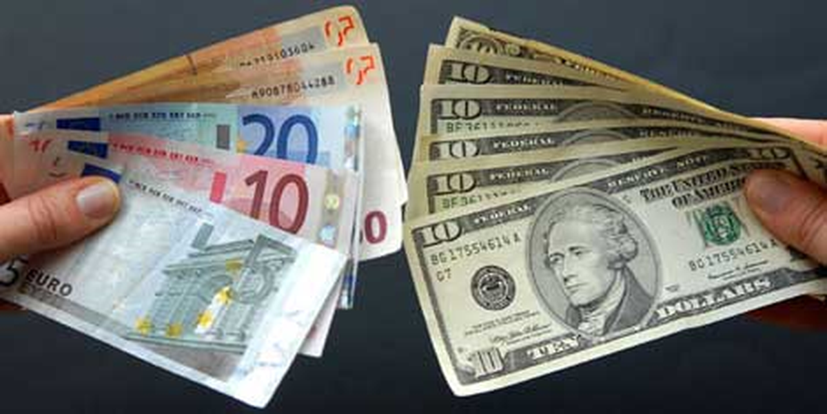 Dolar 2,0830, Avro 2,8320 Liradan Güne Başladı