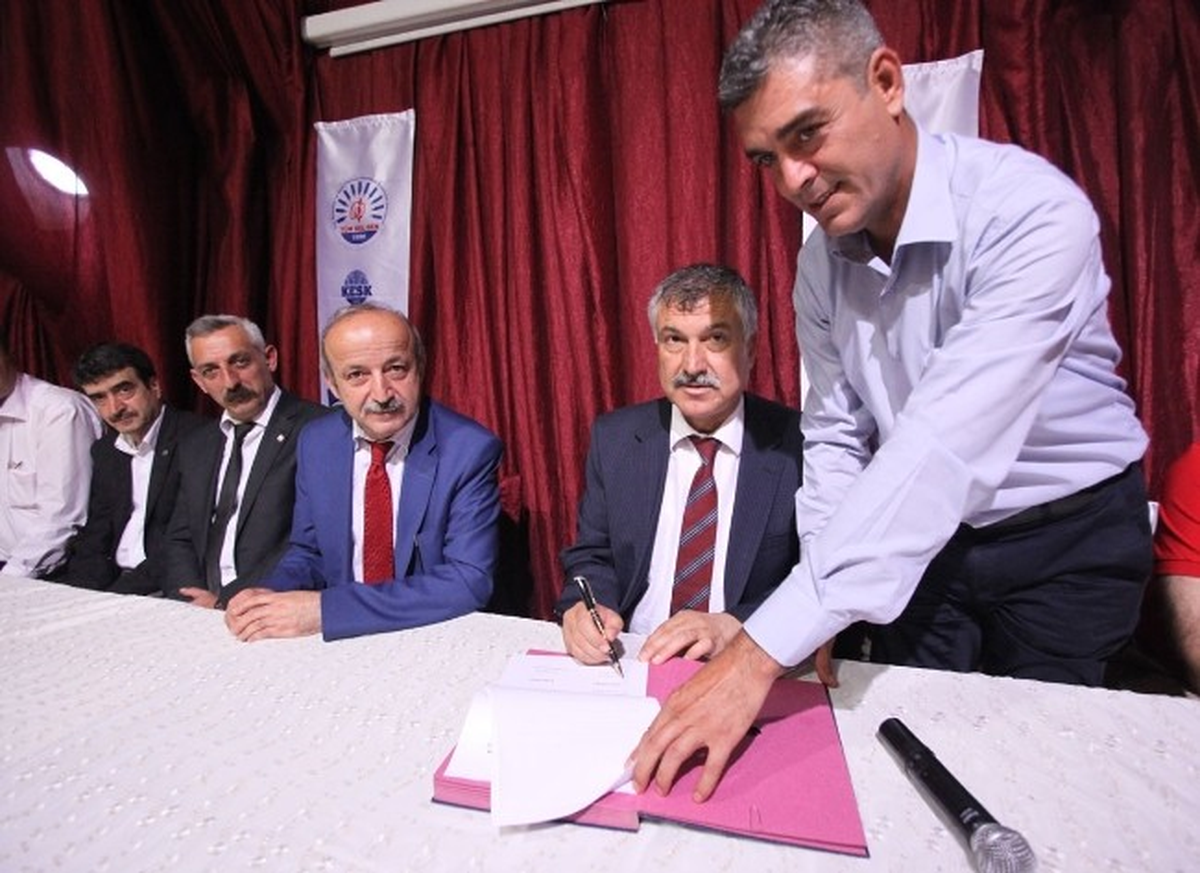 Seyhan Belediyesi\'nde Toplu Sözleşme Sevinci