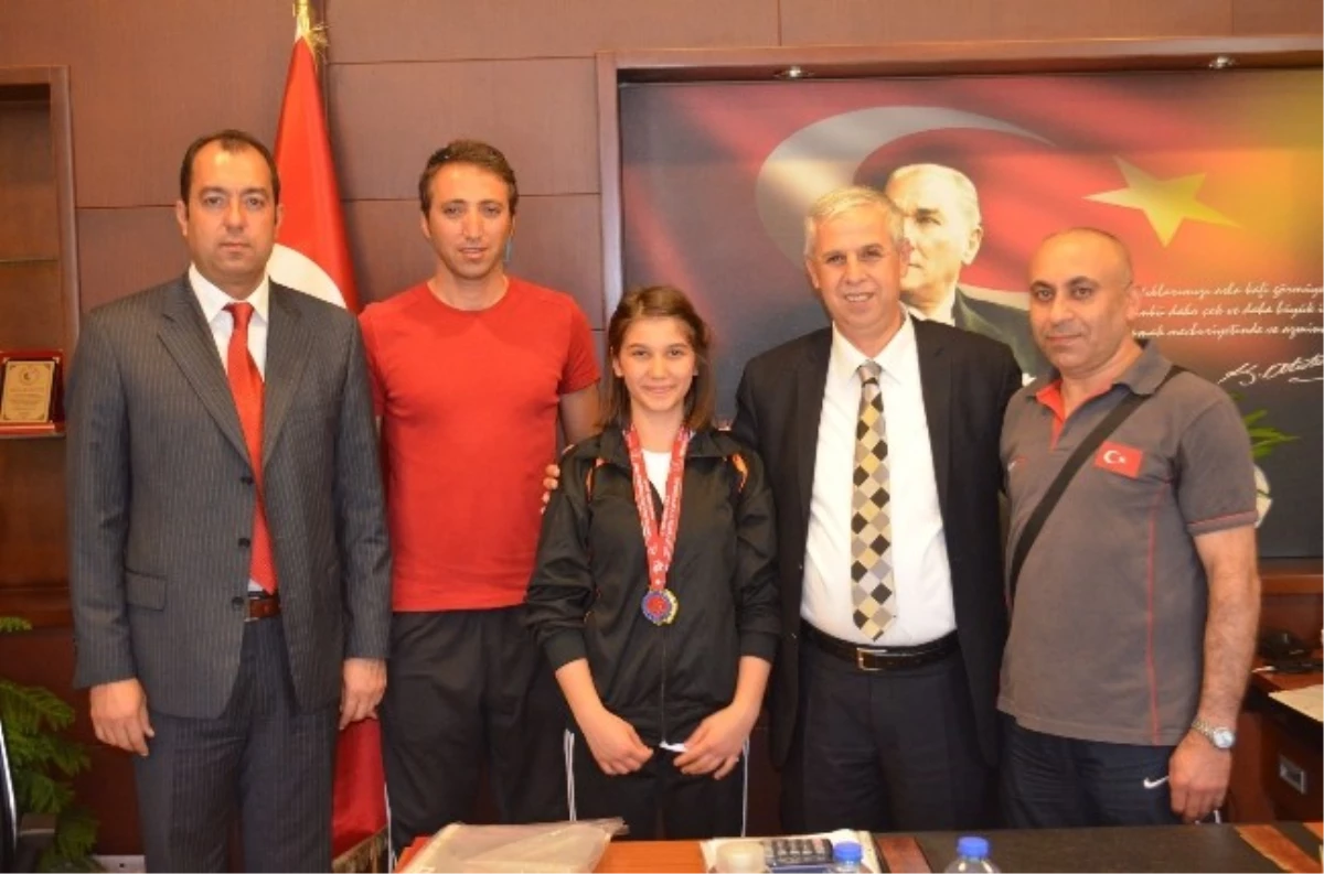 Sökeli Karateci Balkan Şampiyonası\'nda Milli Formayı Giyecek