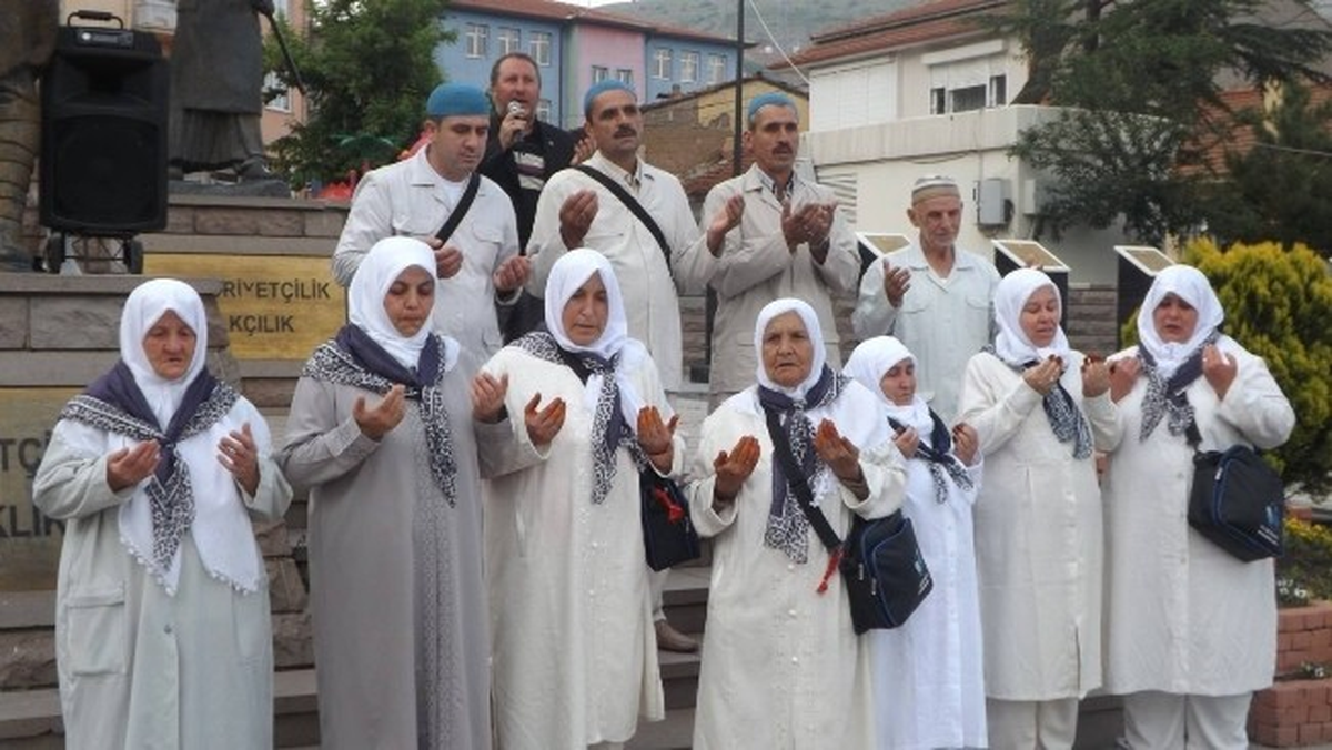 Umre Kafilesi Kutsal Topraklara Uğurlandı