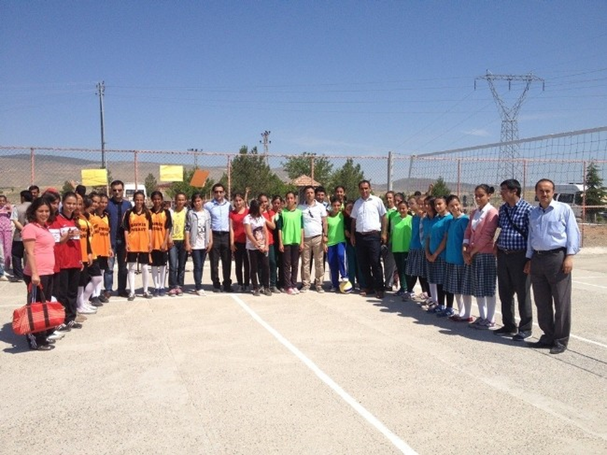 Voleybol Turnuvasında Sona Gelindi