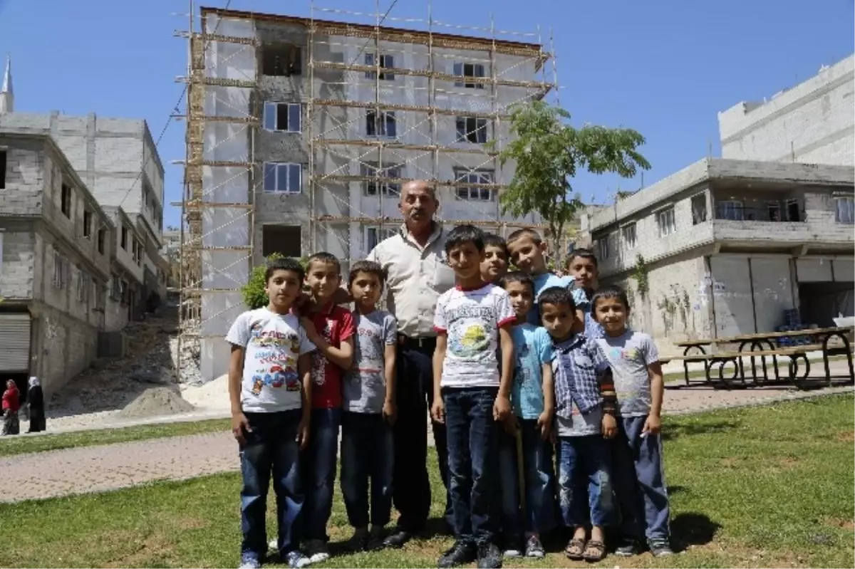 Akdere\'den Başkan Tahmazoğlu\'na Hizmet Teşekkürü