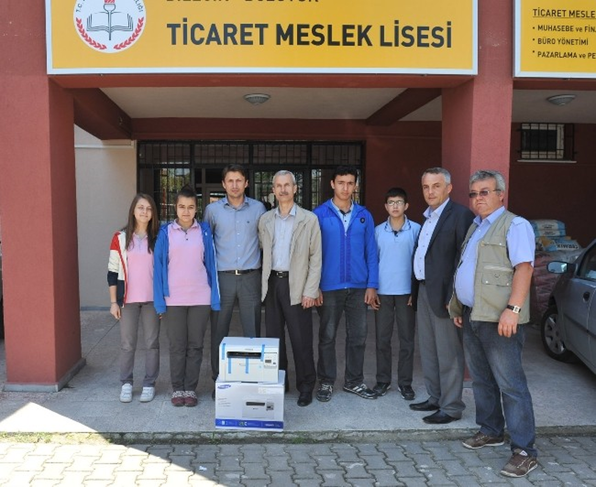 Atık Pil Toplama Yarışmasında Dereceye Giren Okullar Hediyelerini Aldı