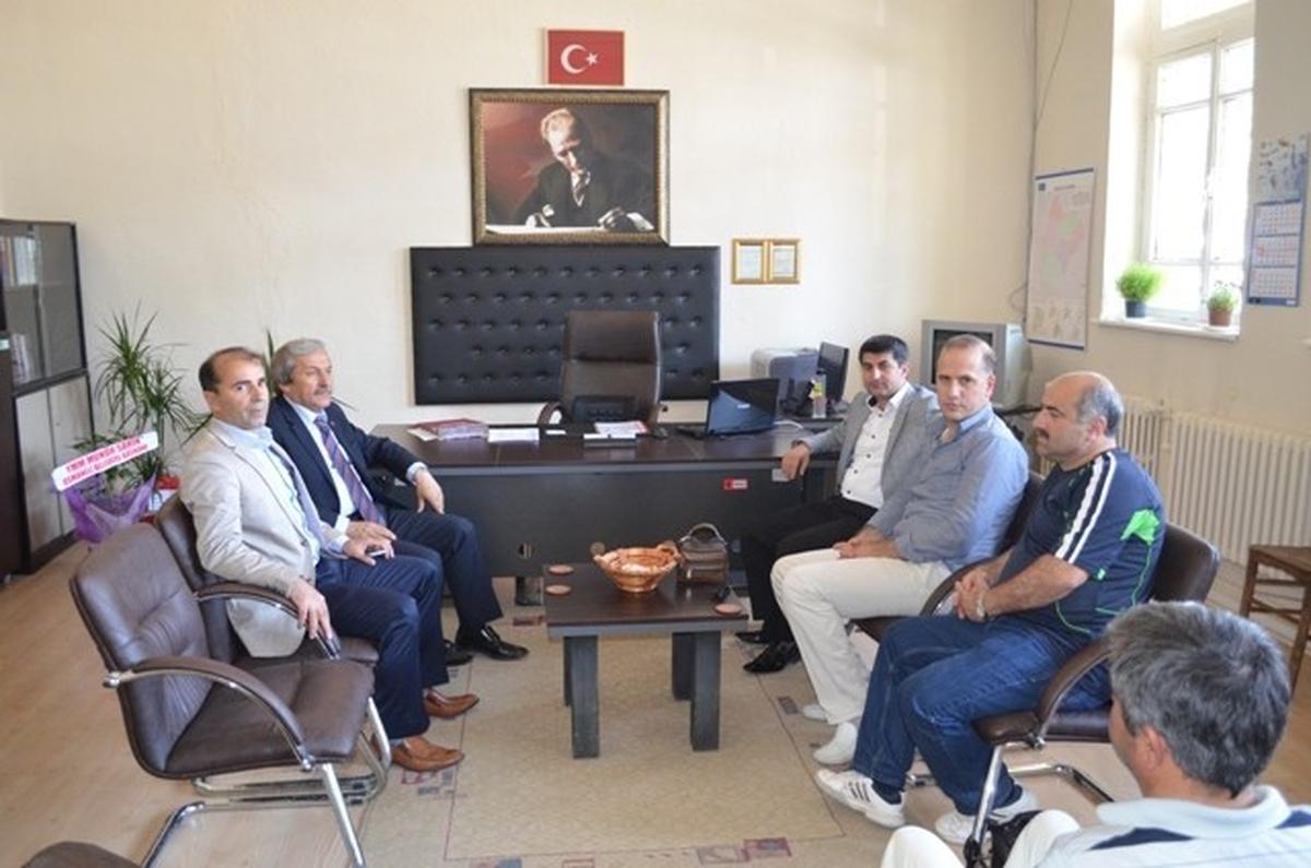 Belediye Başkanı Şahin\'den İlçe Milli Eğitim Müdürü Ekinci\'ye Hoş Geldin Ziyareti