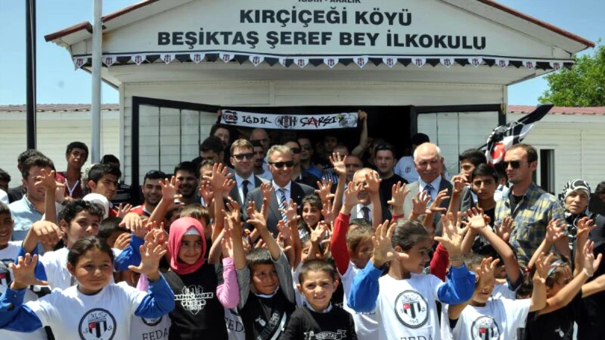 Beşiktaş Kulübü, Iğdır\'da Şeref Bey İlkokulu\'nu Açtı