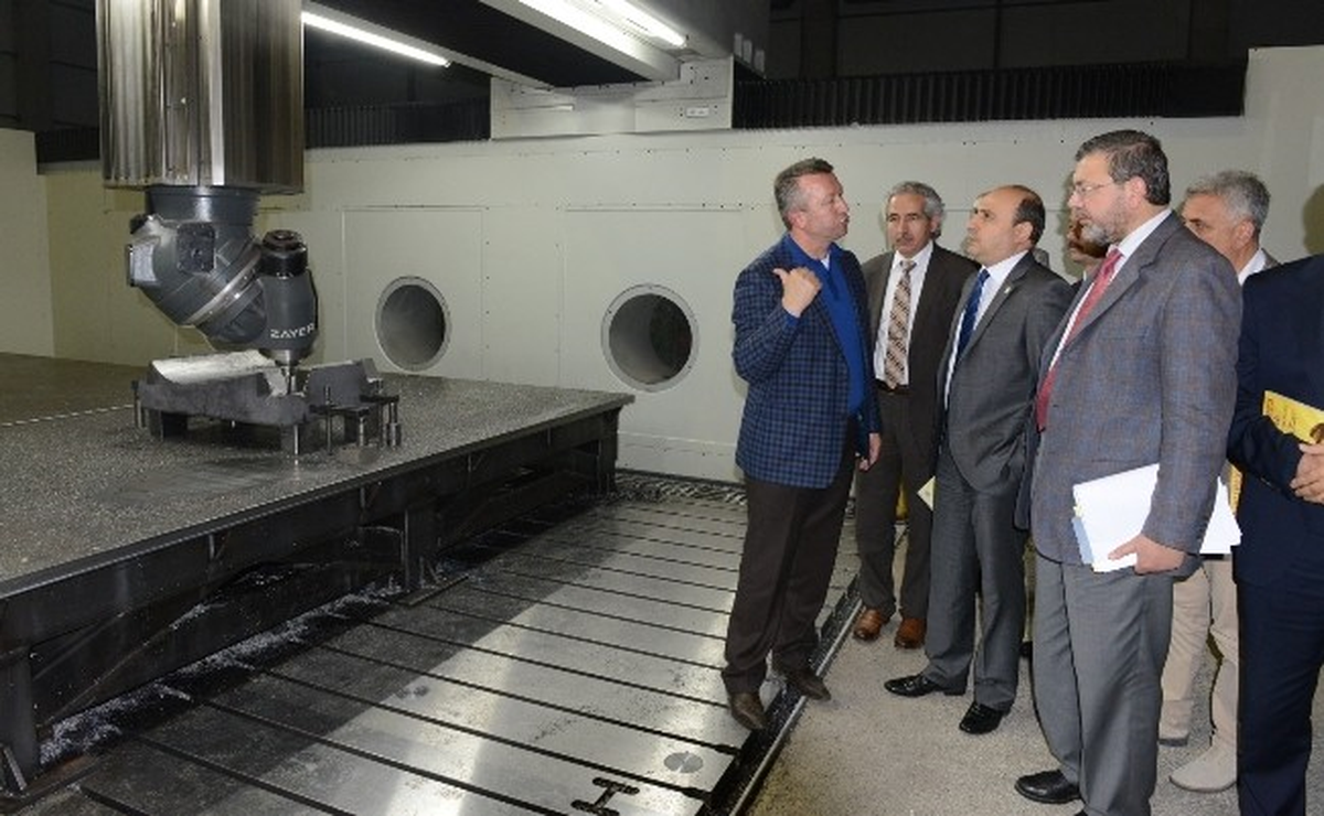 Cern\'e Parça Üreten Bursa Firması, Btso Heyetini Ağırladı