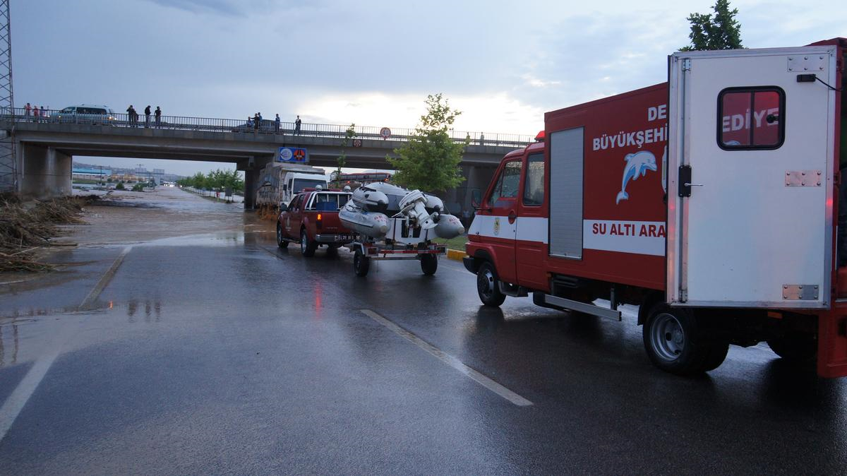 Denizli\'de Sağanak