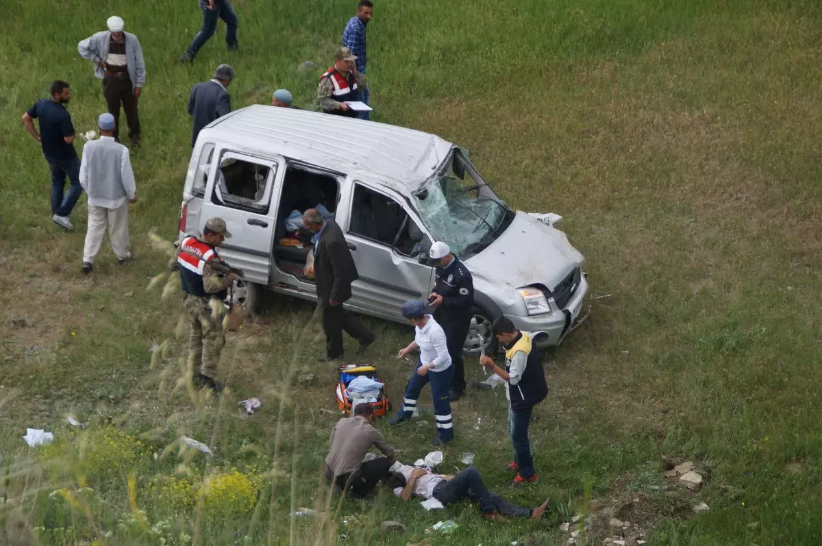 Erzurum\'da Trafik Kazası: 4 Yaralı