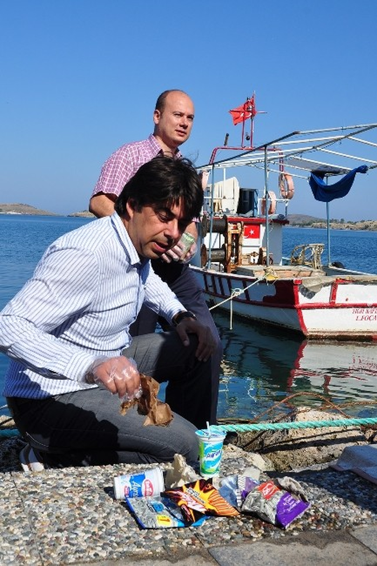 Foça\'da Temizlik Harekatı