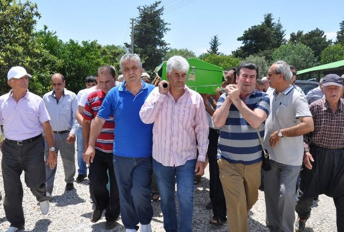 Gazeteci Mahir Çerçi Manavgat\'ta Toprağa Verildi