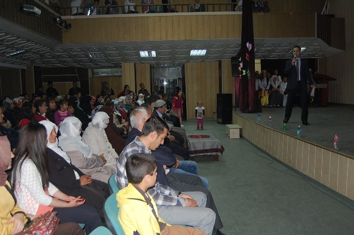 Himaye-Et Sevgi Evi Öğrencileri Bir Gece Düzenledi
