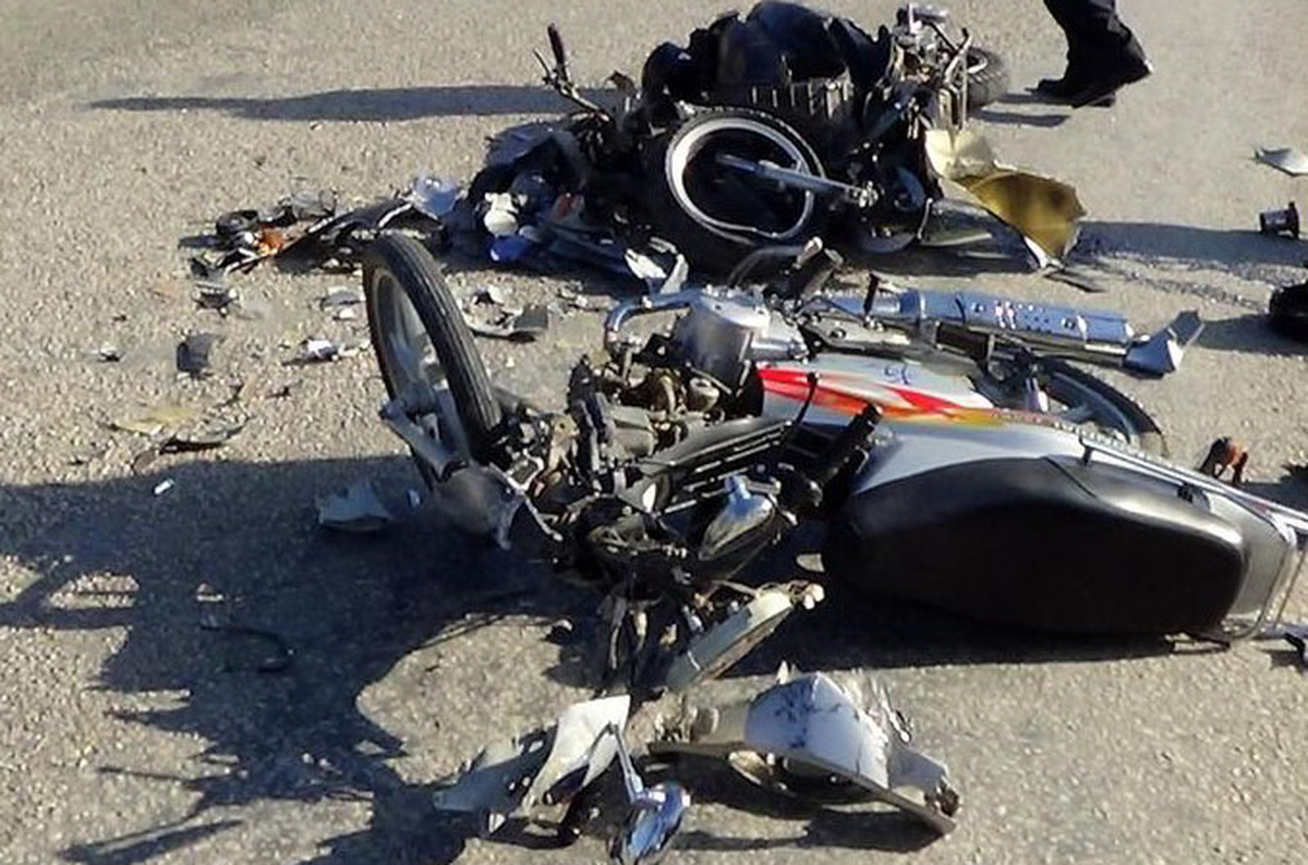 Kırıkkale\'de İki Motosiklet Çarpıştı: 3 Yaralı