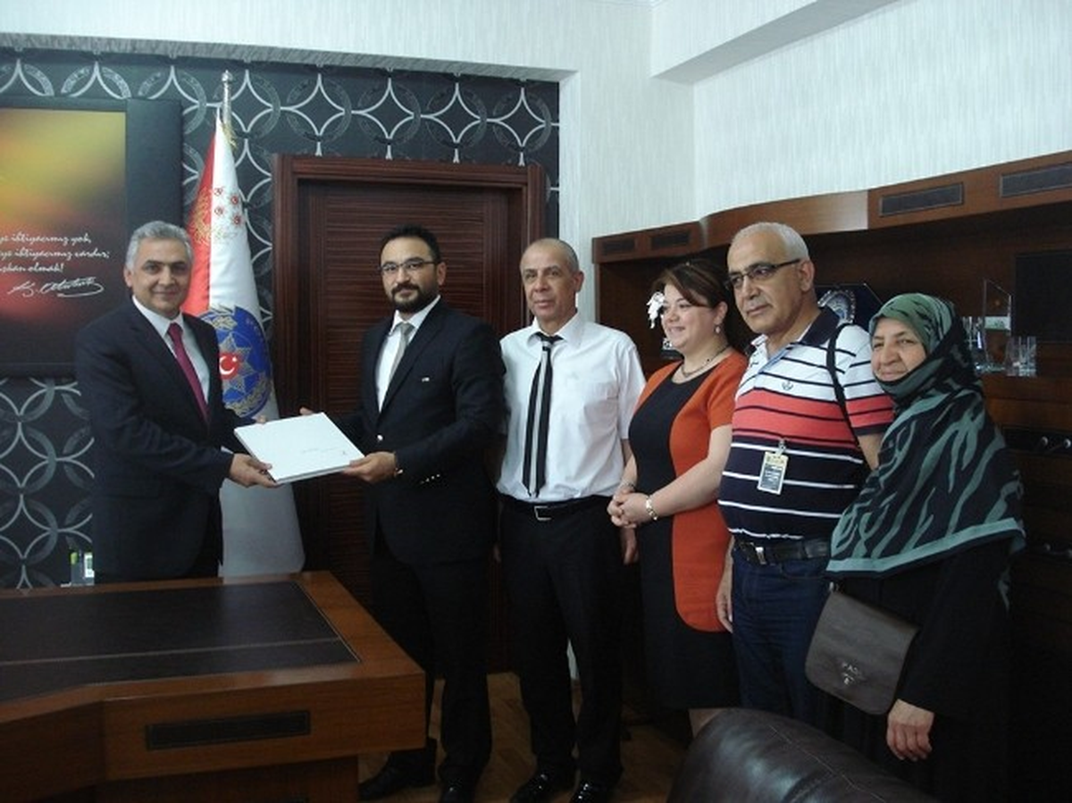 Kızılay Yönetiminden Malatya Emniyet Müdürü Urhal\'a Ziyaret