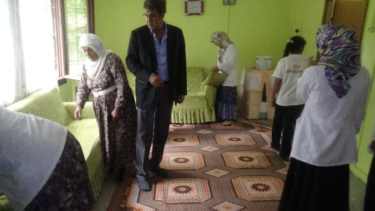 Kulp\'ta Yaşlı ve Hastalara Evde Bakılıyor