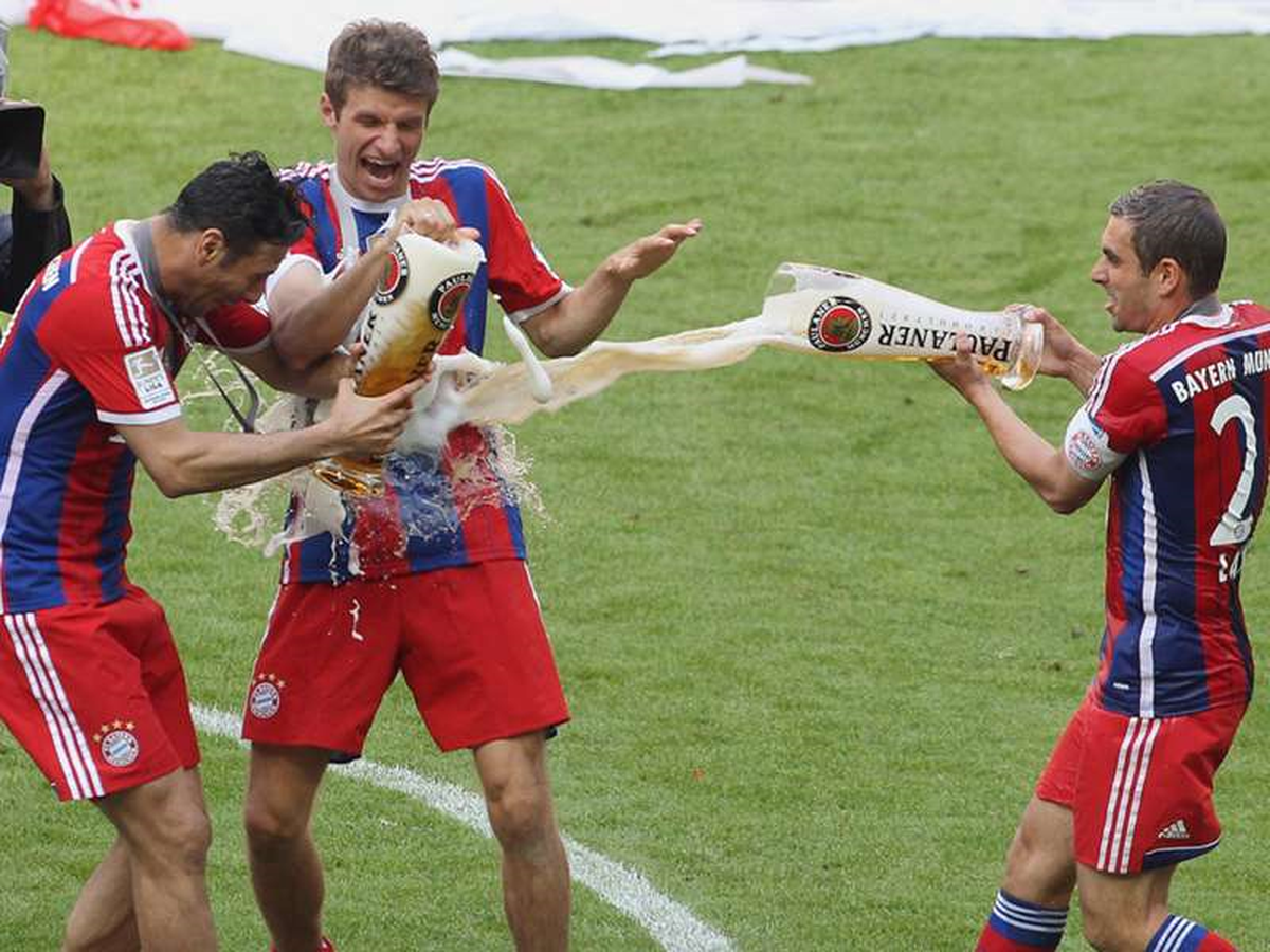 Müller ve Lahm, Yeni Sözleşmeyi İmzaladı