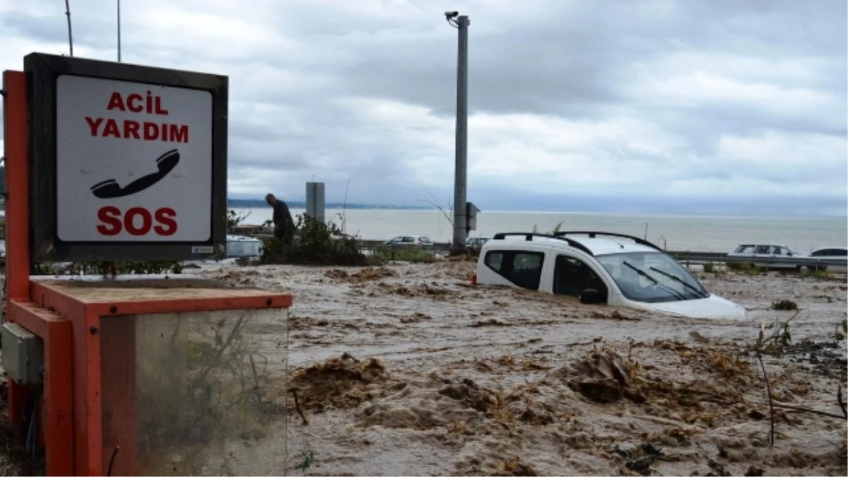 Sağanağın Zonguldak\'a Maliyeti Açıklandı