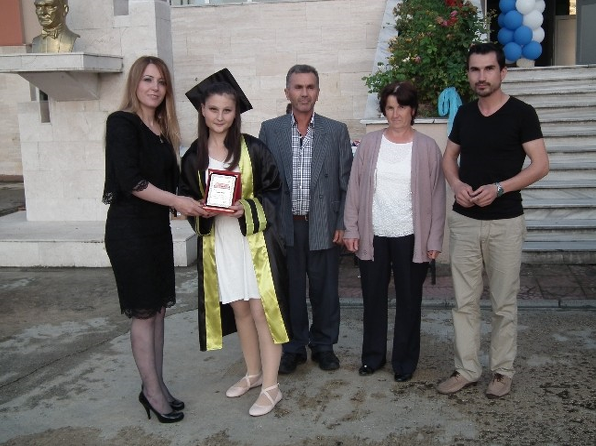 Anadolu Lisesi Mezunlarını Törenle Uğurladı