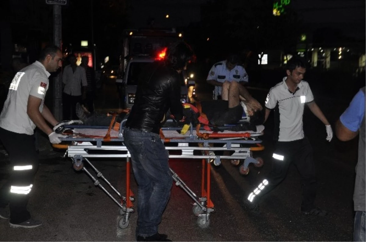 Antalya\'da Trafik Kazası: 1 Ölü, 3 Yaralı