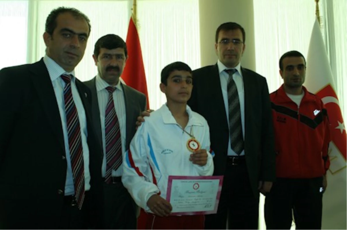 Erzurumlu Judocu Madalya İçin Yunanistan\'a Gitti