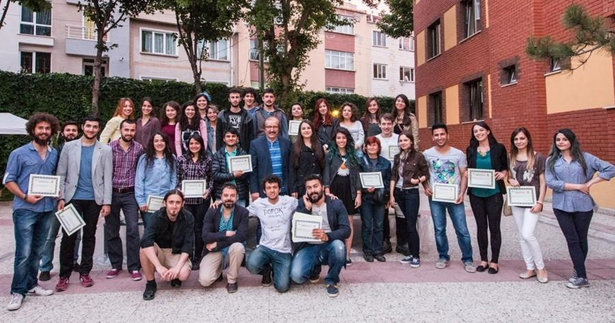 Fotoğrafçılık Kursunu Tamamlayanlara Sertifika Verildi
