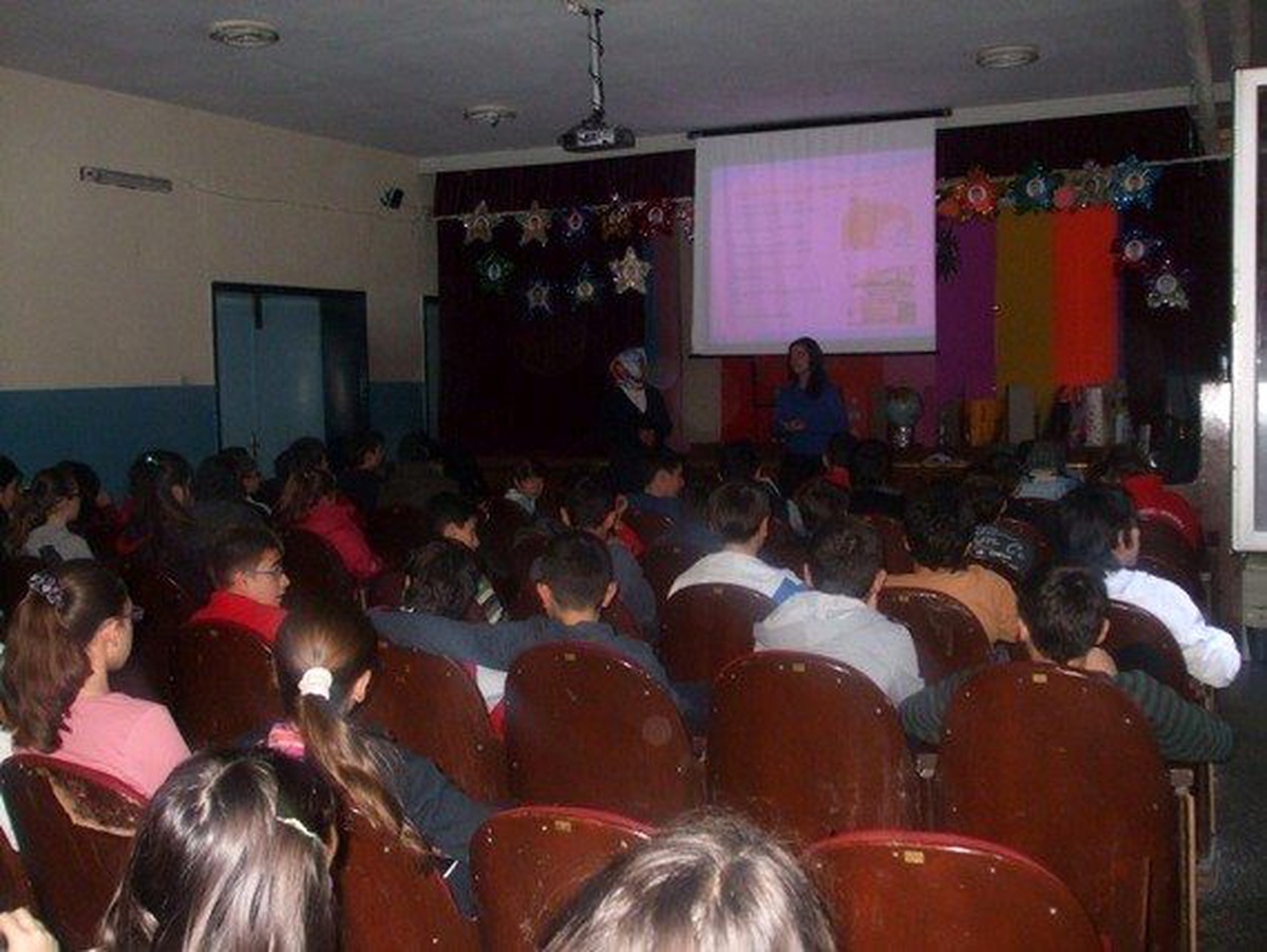 Bilecik\'te "Bilgi Okuryazarlığı" Konferansları