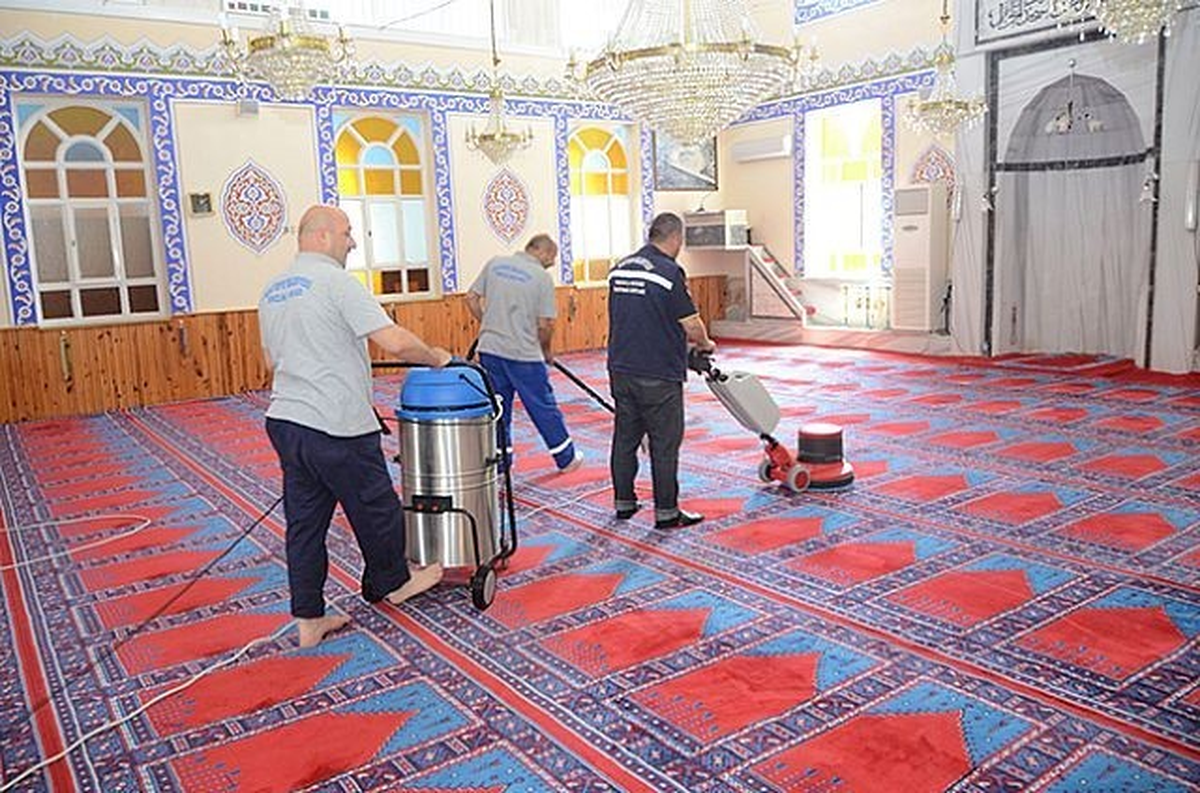 Kartepe\'de Camilere Ramazan Bakımı