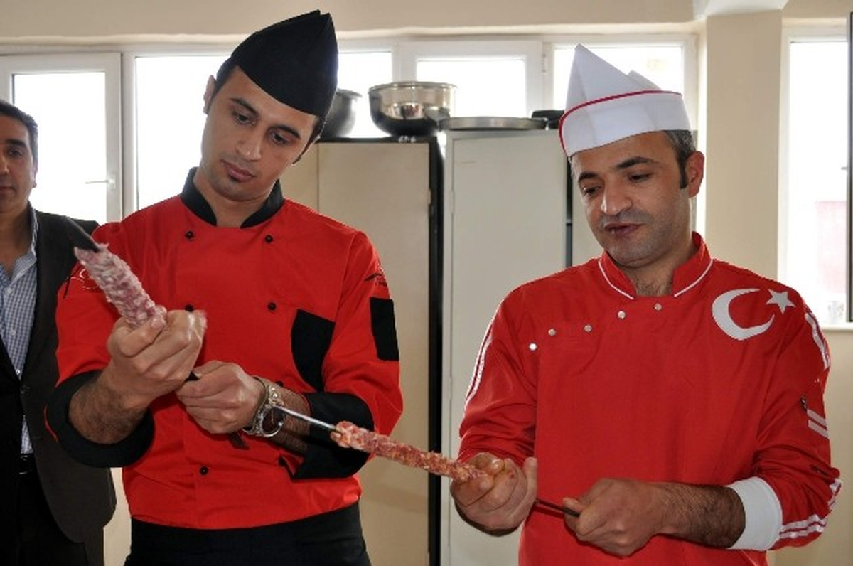 Kebapçılar, Belgelerini Aldı