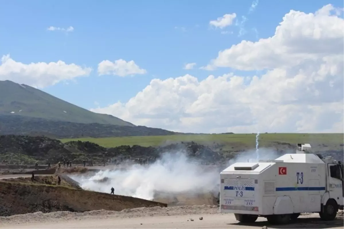 Lice Protestosunda Olaylar Çıktı