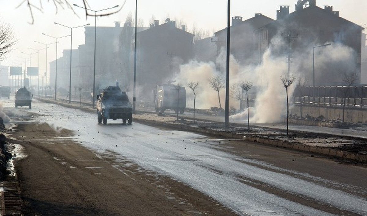 Van-Hakkari Karayolundaki İzinsiz Gösteri