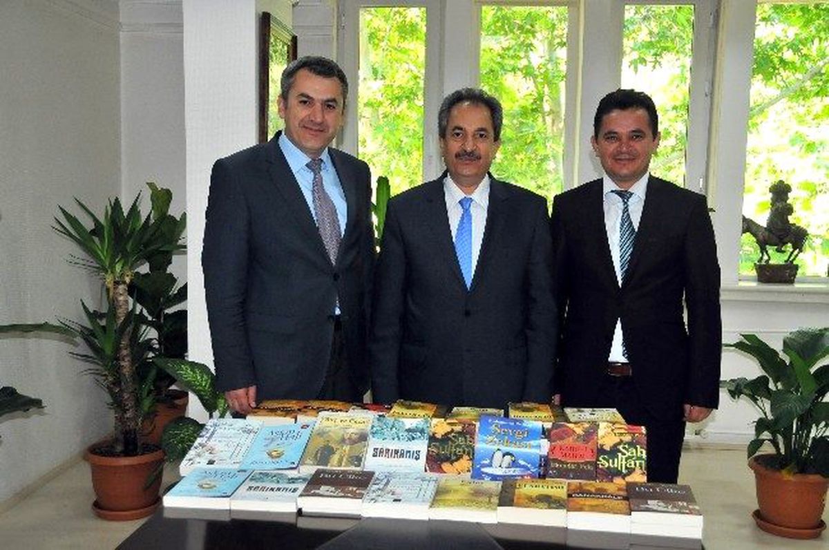 Akşehir Belediyesi\'nden "Kim 500 Kitap İster" Projesine Destek