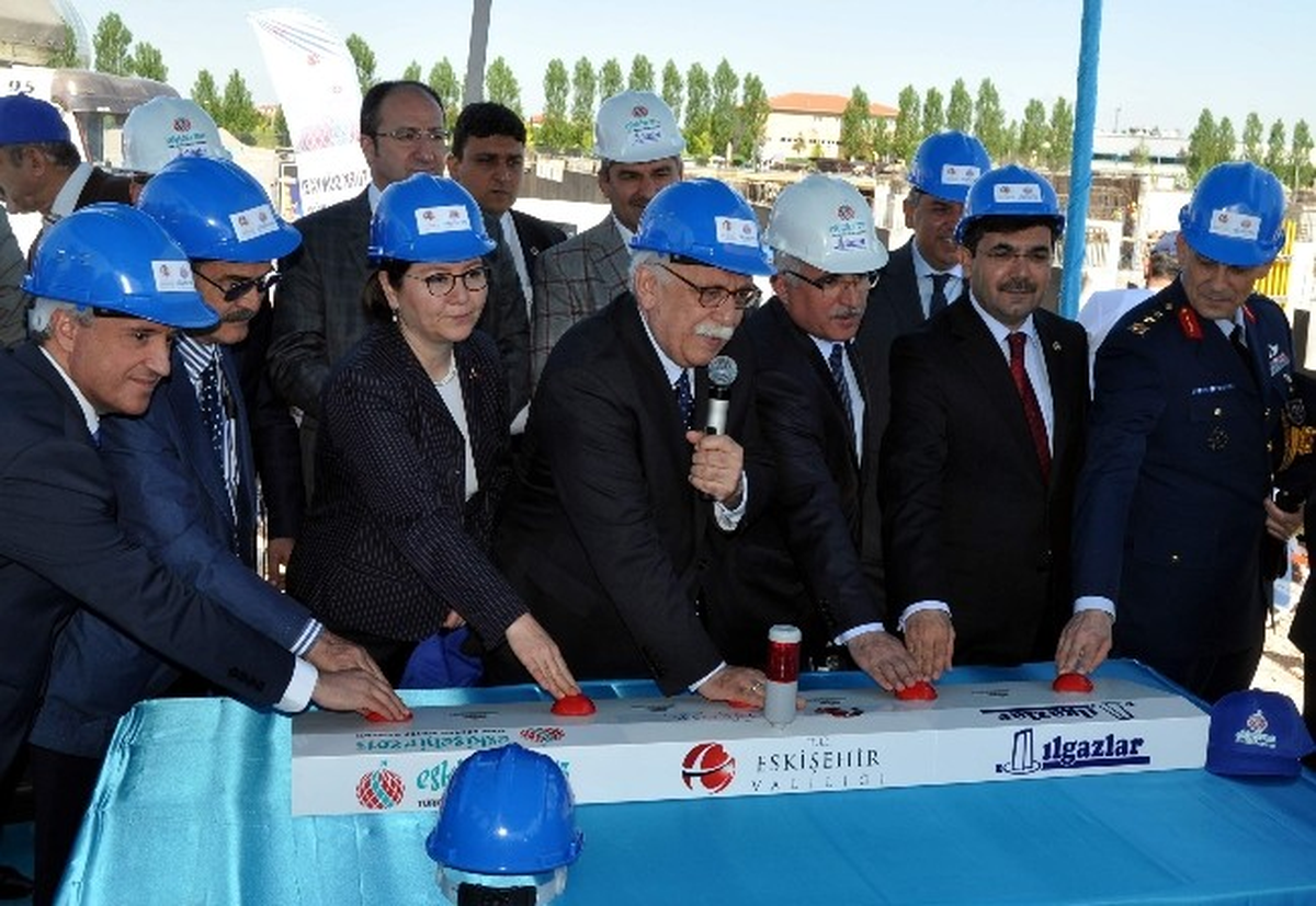Bakan Avcı, Türk Dünyası Bilim, Kültür Sanat Merkezi Temel Atma Törenine Katıldı