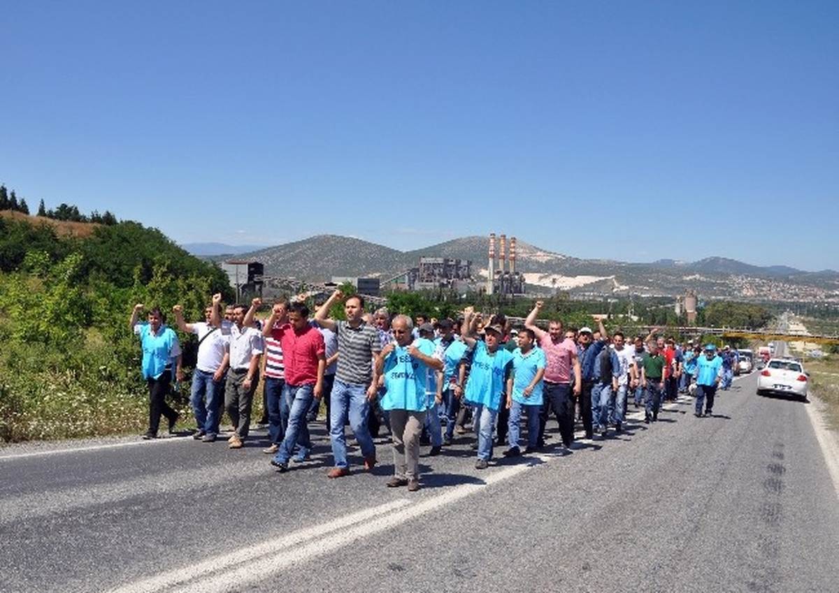 İşçiler, Yatağan - Milas Yolunu 2 Saat Trafiğe Kapattı