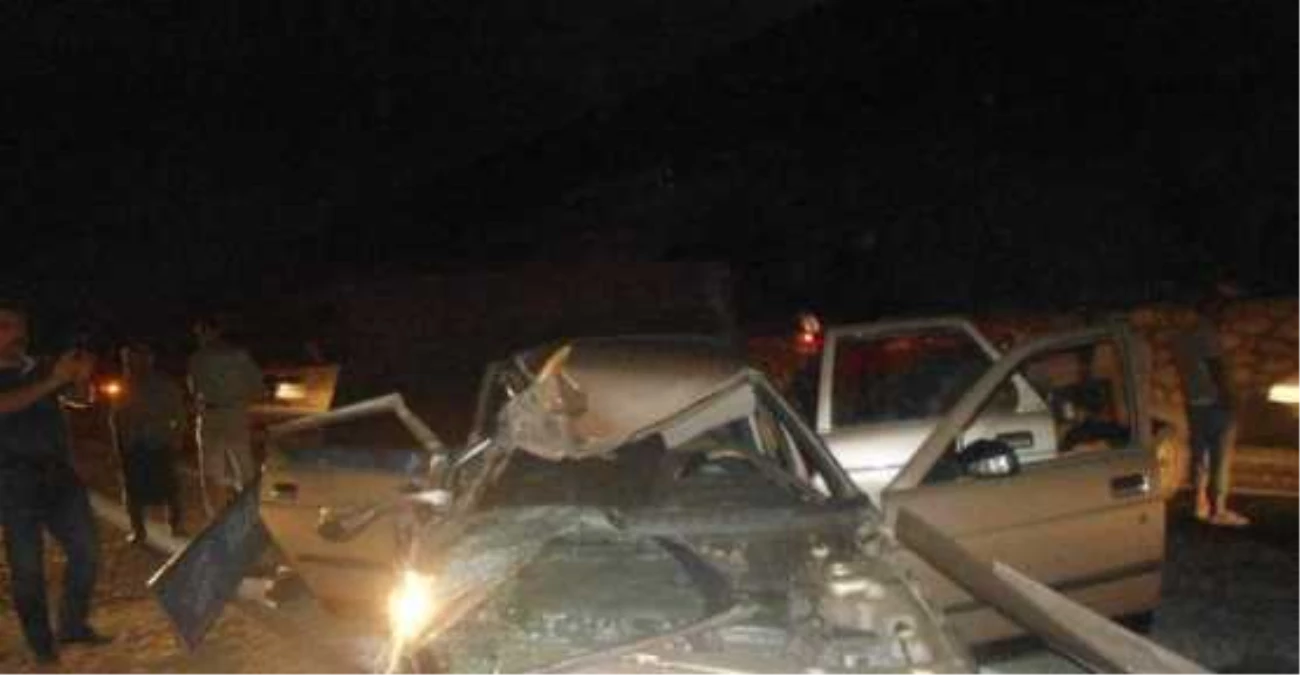 Kahta\'da İki Ayrı Kaza: 2 Ölü, 4 Yaralı