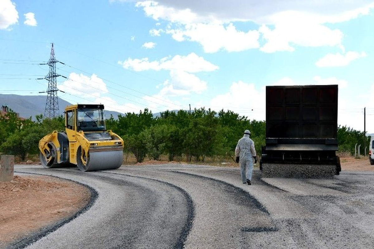 Mahalleye Dönüştürülen Köylerde Yol Çalışmaları