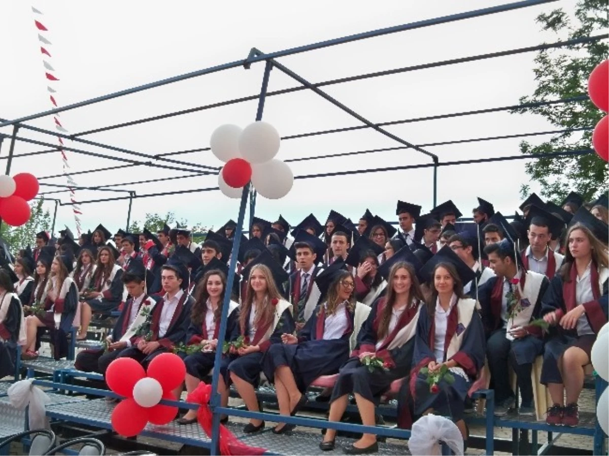 Malkara Anadolu Lisesi 20. Yılında 97 Öğrencisini Mezun Etti