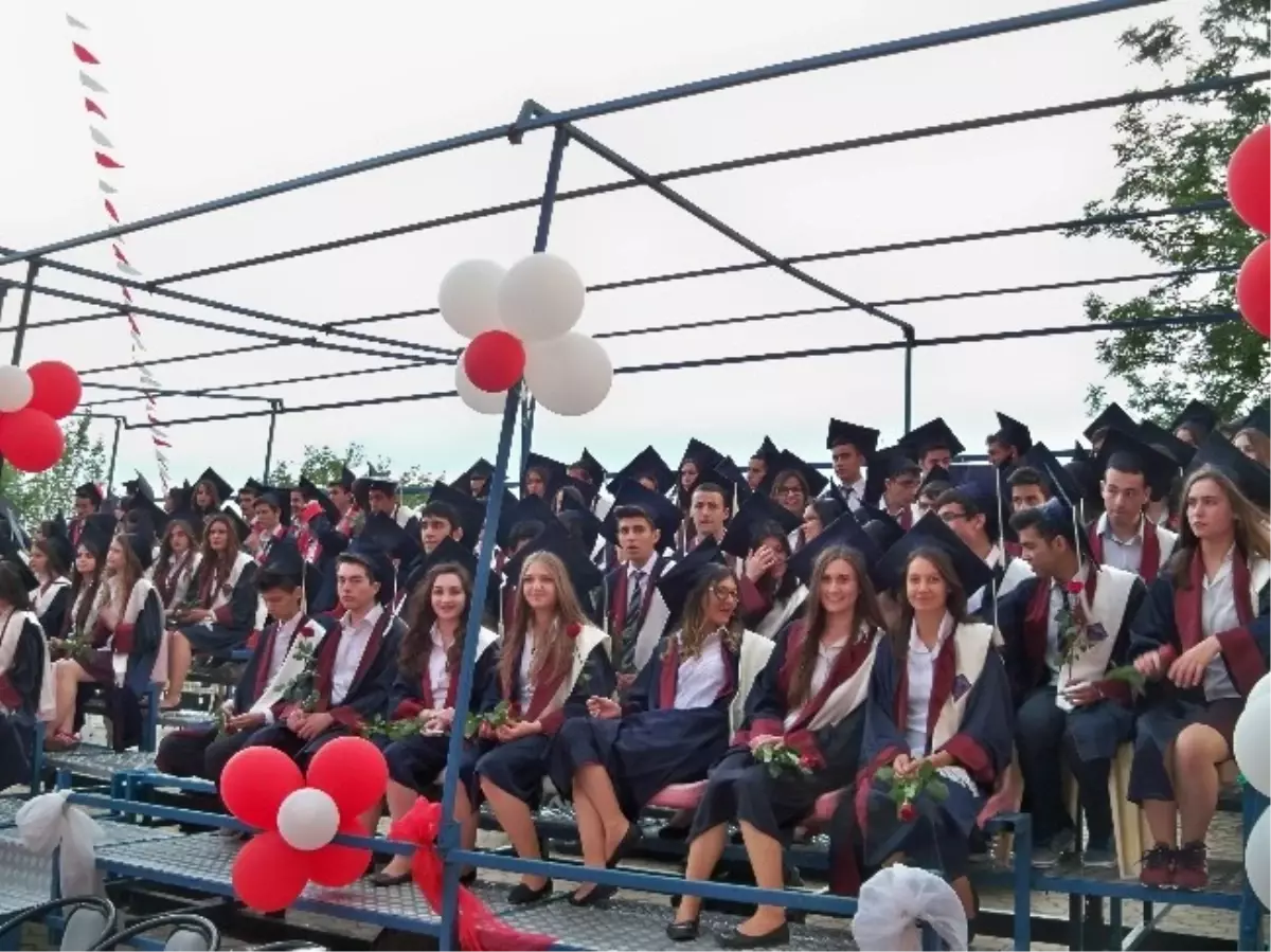 Malkara Anadolu Lisesi 20. Yılında 97 Öğrencisini Mezun Etti