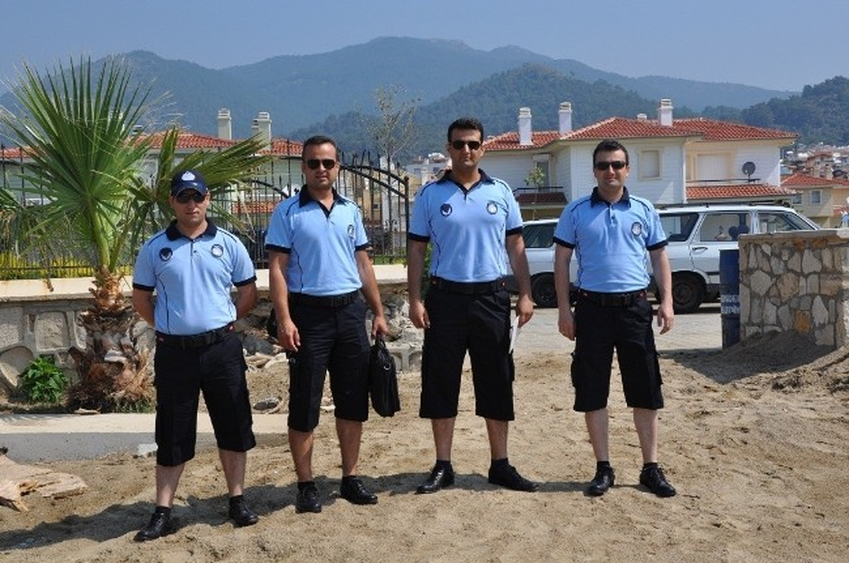 Menderes\'te Turizm Zabıtası İşbaşında
