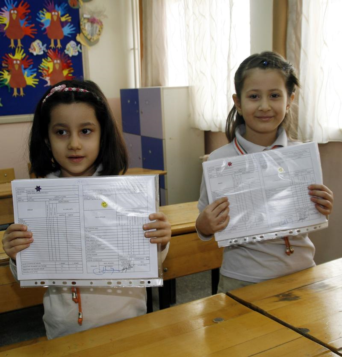 Öğrencilerin Karne Heyecanı