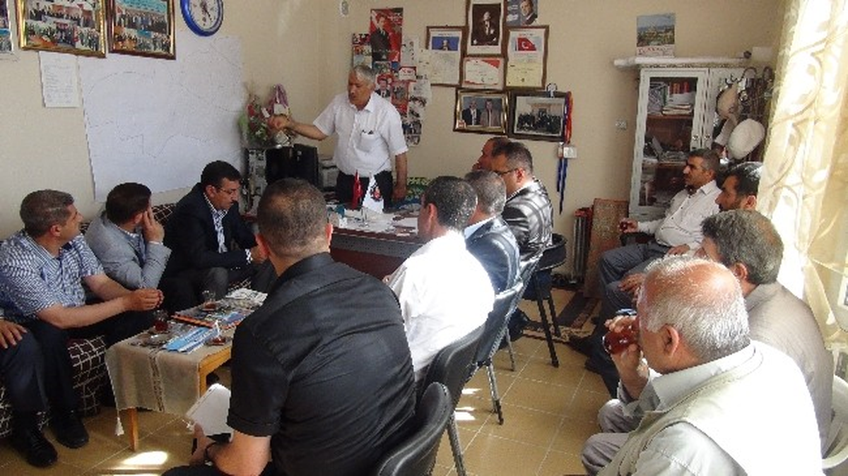 AK Parti\'den Melekbaba Mahallesine Ziyaret