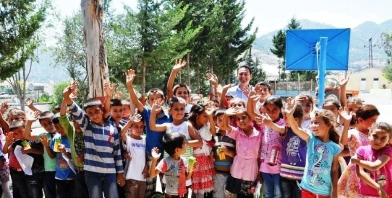 Anamur Belediye Başkanı Türe Karne Alan Öğrencileri Kutladı