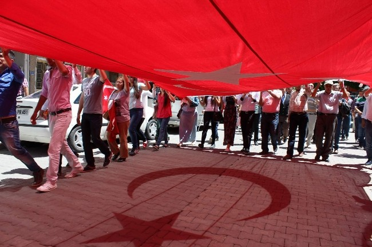 Atatürkçü Düşünce Derneği Bayrak Mitingi Düzenledi