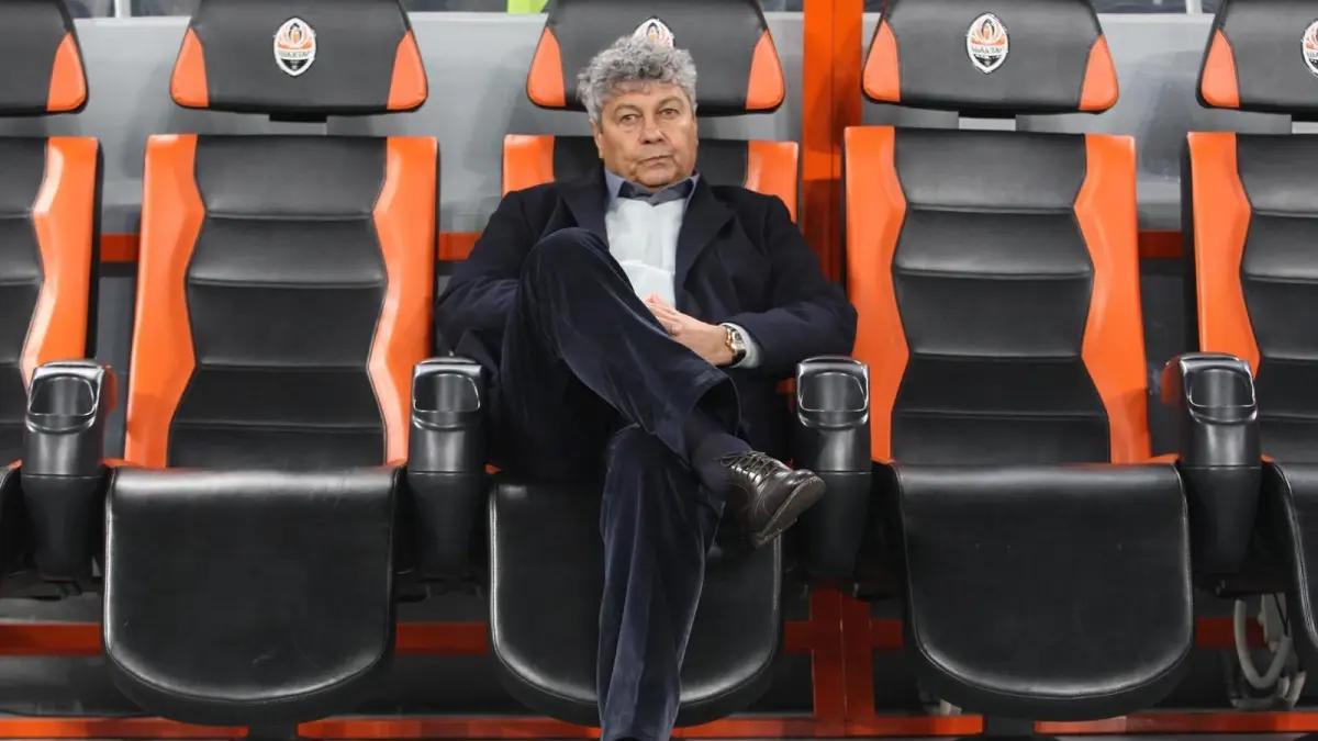 Galatasaray\'da Kritik Gün / Lucescu Shaktar\'la Masaya Oturuyor